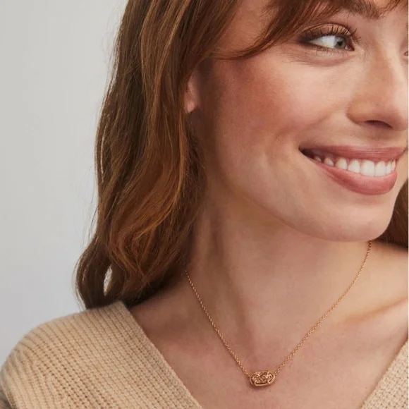 KENDRA SCOTT • Rose Gold Elisa Rose Gold Drusy Necklace - Picture 2 of 4